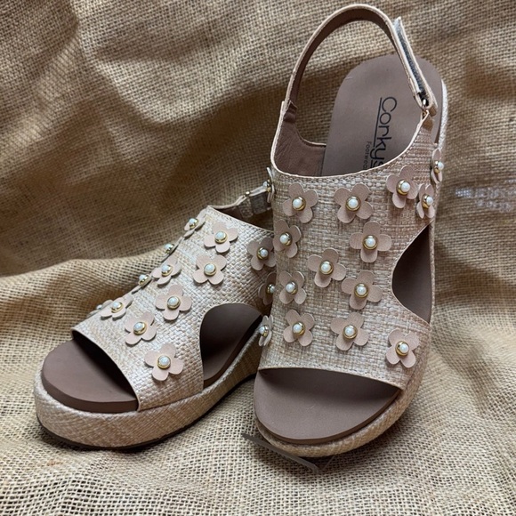 Corkys Women's Tan Sandals Carleys - Picture 2 of 7